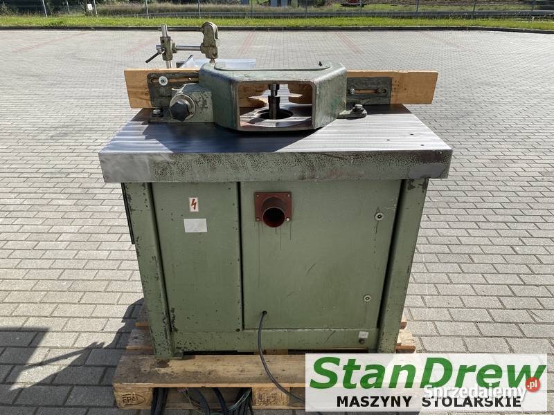 Frezarka dolnowrzecionowa Pagonu PP 101 pomorskie