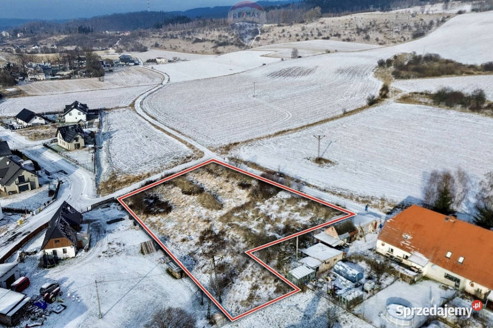 Działka budowlana 2873 m z mediami i dojazdem