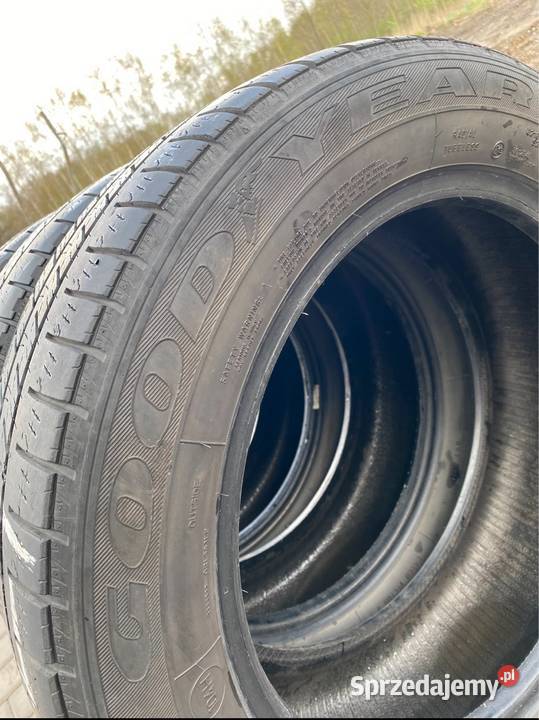 Opony wielosezonowe Goodyear 21560 R17 215 Mogilno
