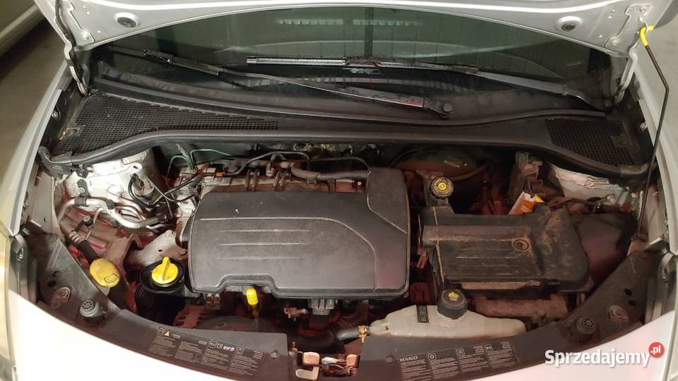 Clio III 12 16V 20TH 2011 120 000