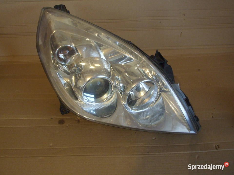 Lampa Opel Vectra C lift prawa 13170916