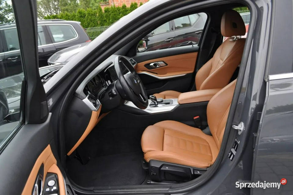BMW 330 BMW Seria 3 330d Touring Luxury Line światła LED Warszawa