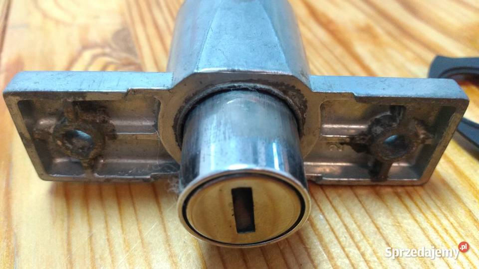 Zamek tył tylnej klapy bagażnika do Mercedes osobowe Chorzów sprzedam