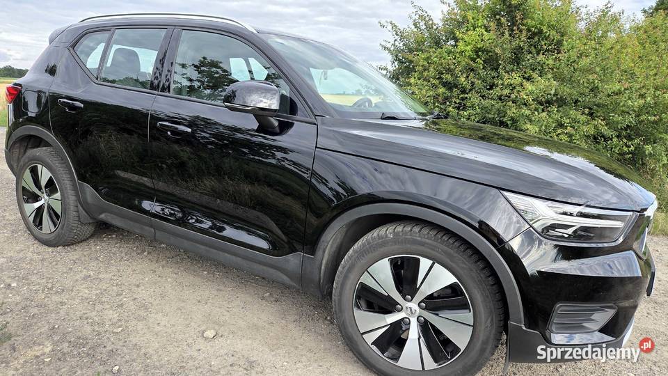 Volvo XC 40 B4 Krajowy 4x4 hak automatyczna Chudów