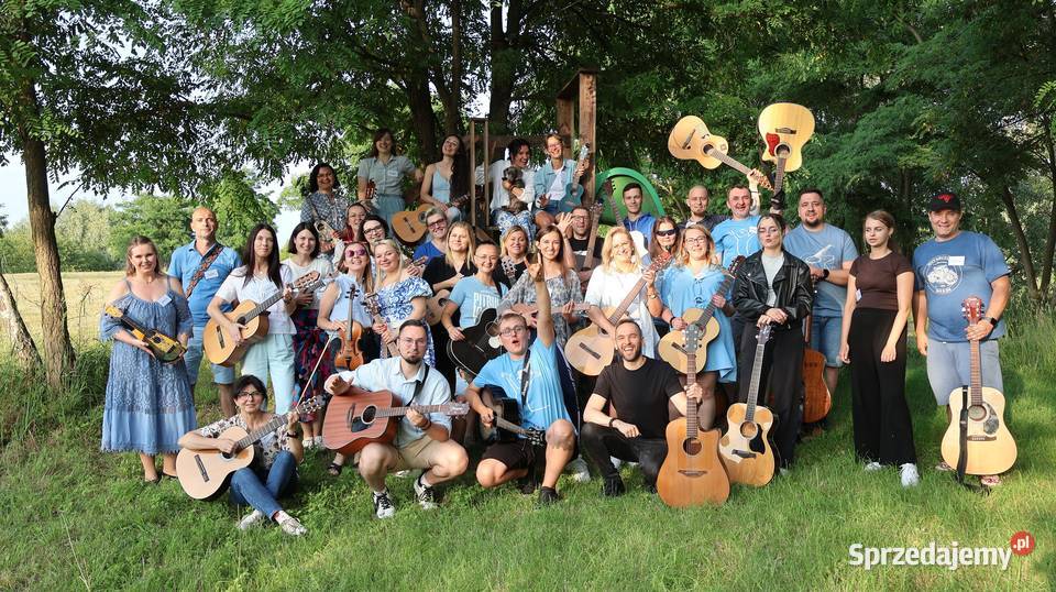 Lekcje gry na gitarzeukulele początkujacych i wielkopolskie Kalisz
