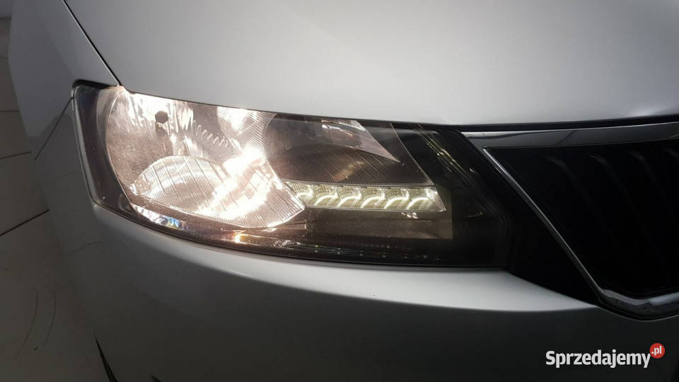 koda RAPID 10 TSI Ambition Z Polskiego Salonu wspomaganie kierownicy Warszawa