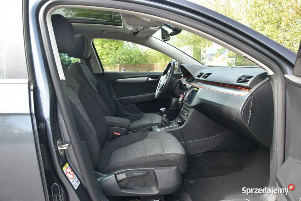 Volkswagen Passat 18TSI 160 Manual 2011r Kampinos