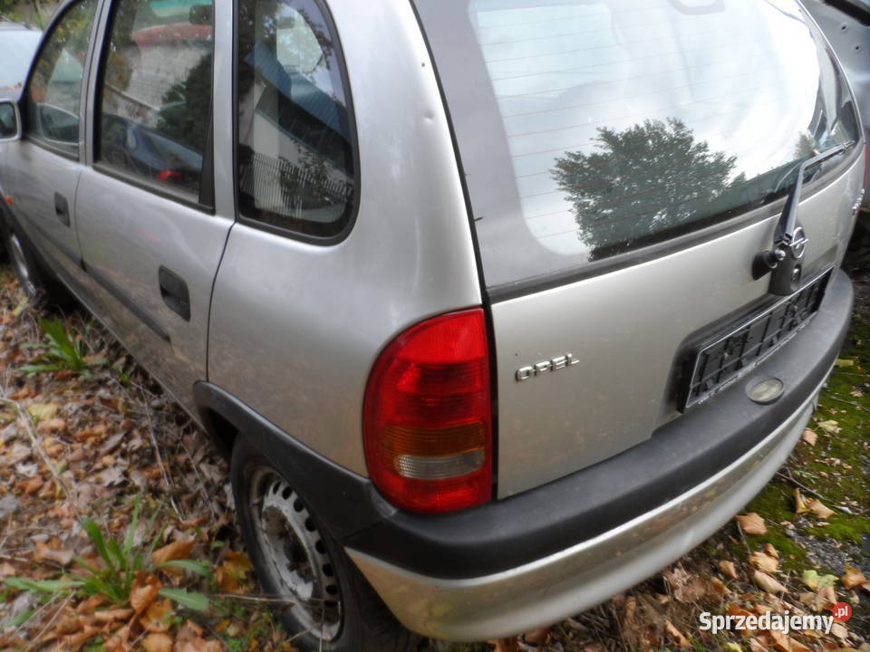 opel corsa B czesci drzwi lampa Legnica