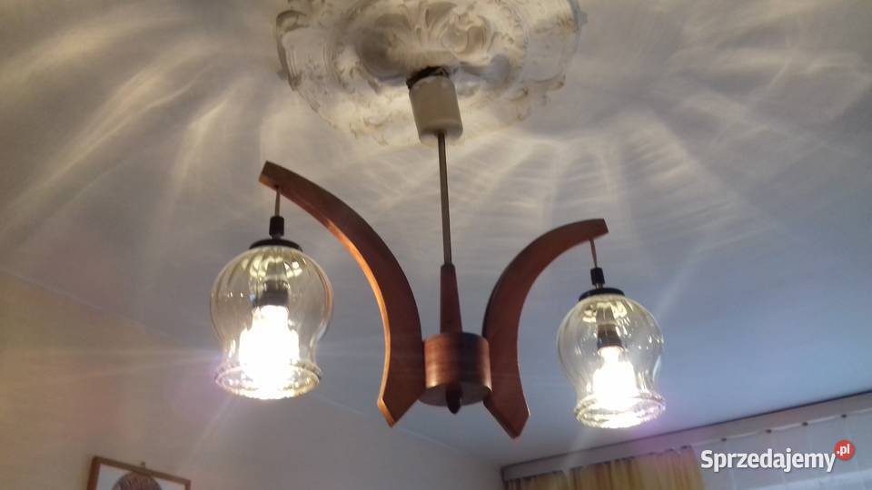 Żyrandol dwuramienny drewniany do sprzedania Kraków