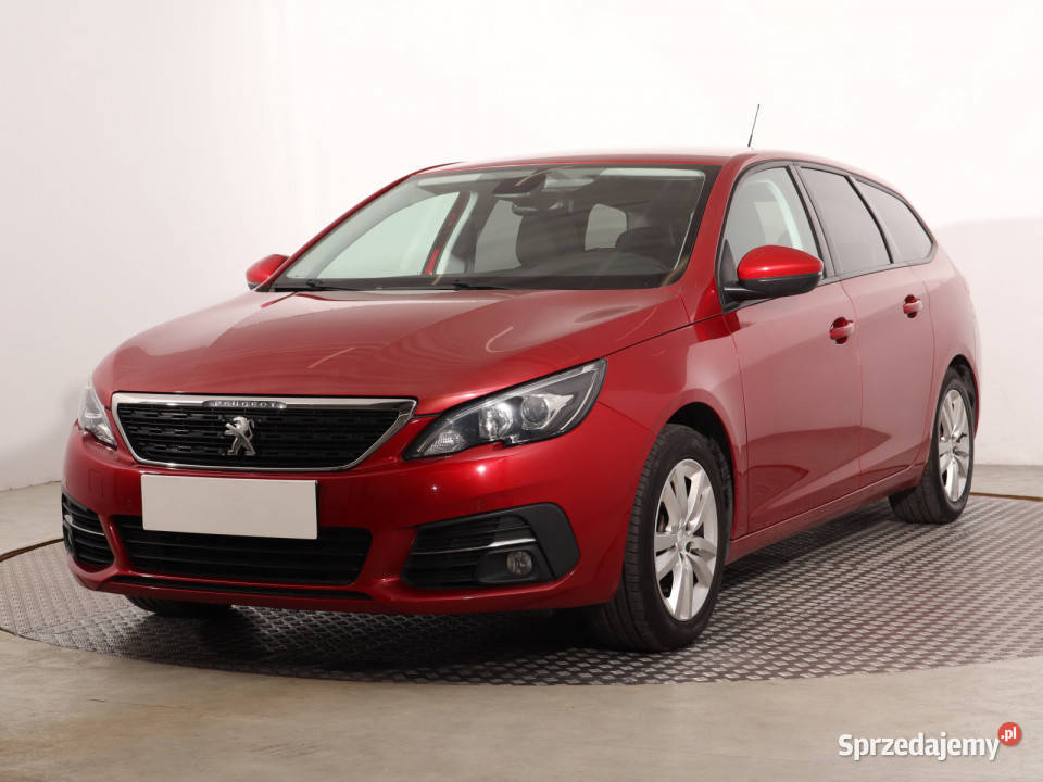 Peugeot 308 12 PureTech światła przeciwmgielne Samochody osobowe