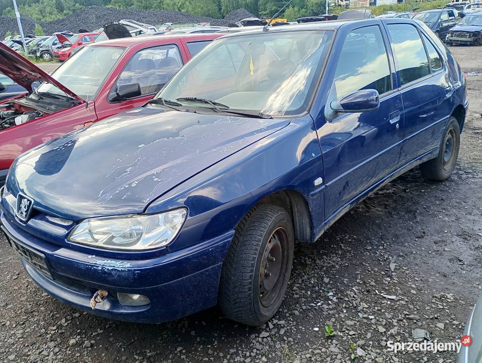 Peugeot 306 lift 14 zderzak przedni transport FV dolnośląskie Wałbrzych