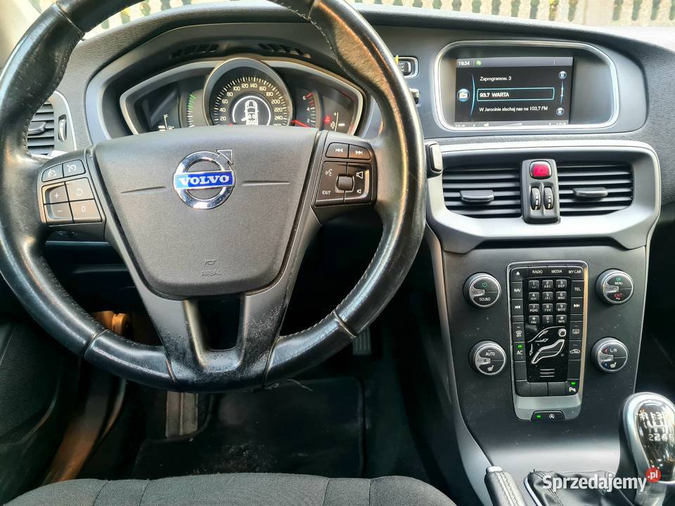 Volvo v40 diesel Września sprzedam