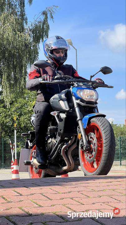 KURS PRAWA JAZDY KATEGORII B ROKIETNICA