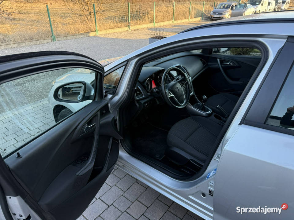Opel Astra Sports Tourer Opel Astra 16 diesel Kombi Konradów