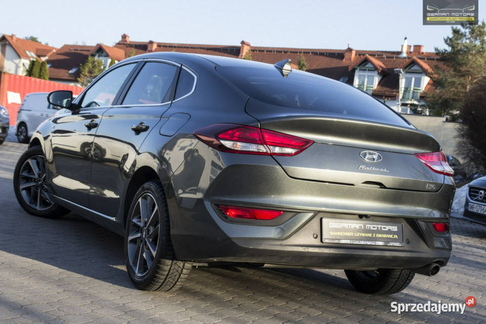Hyundai i30 FASTBACK Ledy Kamera Podgrzewane 129000km sprzedam