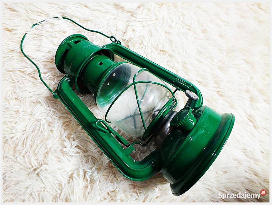 Lampa naftowa ZIELONA Piękna i sprawna doużytku odcienie zieleni Żary