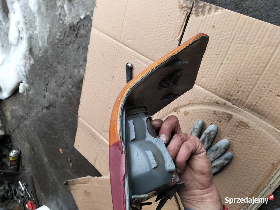 LAMPA TYŁ TYLNA LEWA AUDI B3 80 90 sprzedam