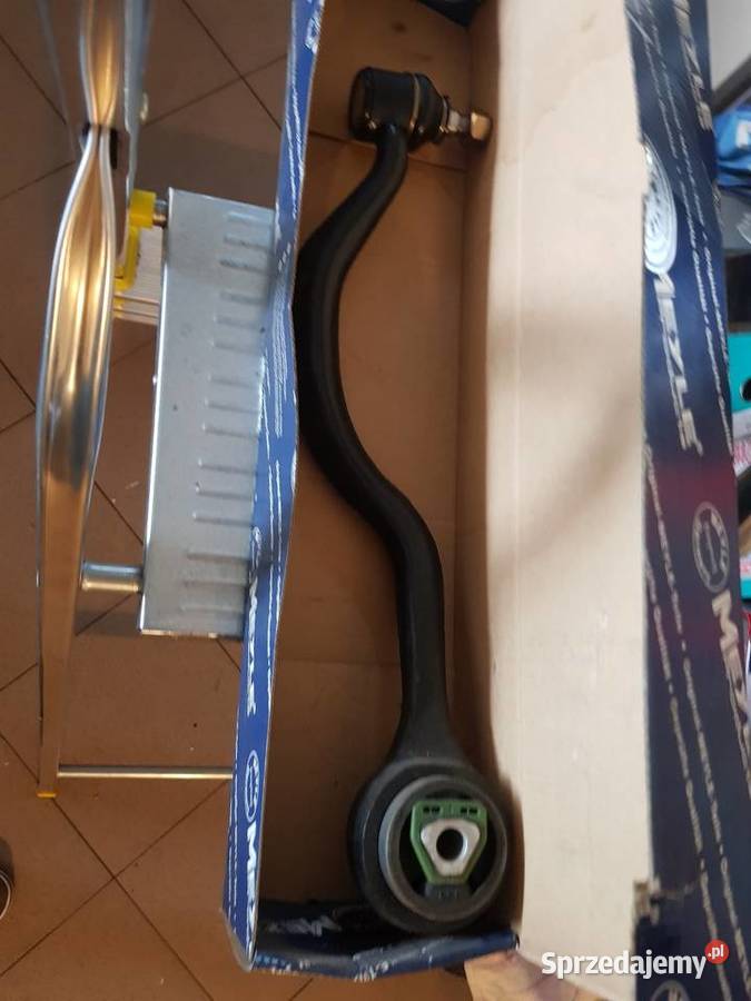 WAHACZ BMW PRZÓD E32 PR GÓRNY MEYLE 3160504318HD Łódź