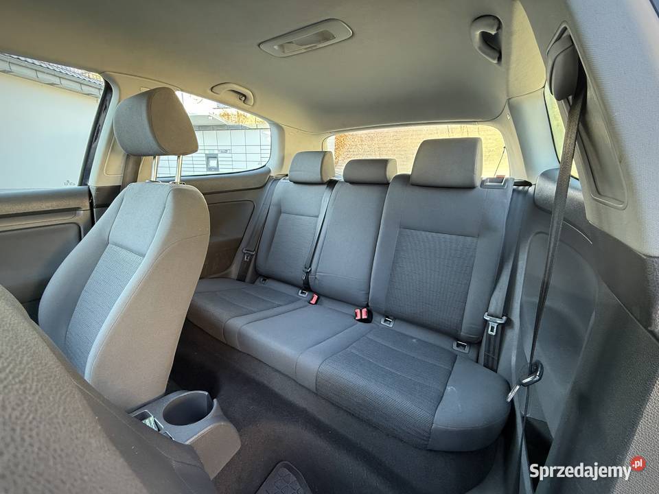 Volkswagen Golf V 16 Trendline 2005r GAZ 102KM Jarosław