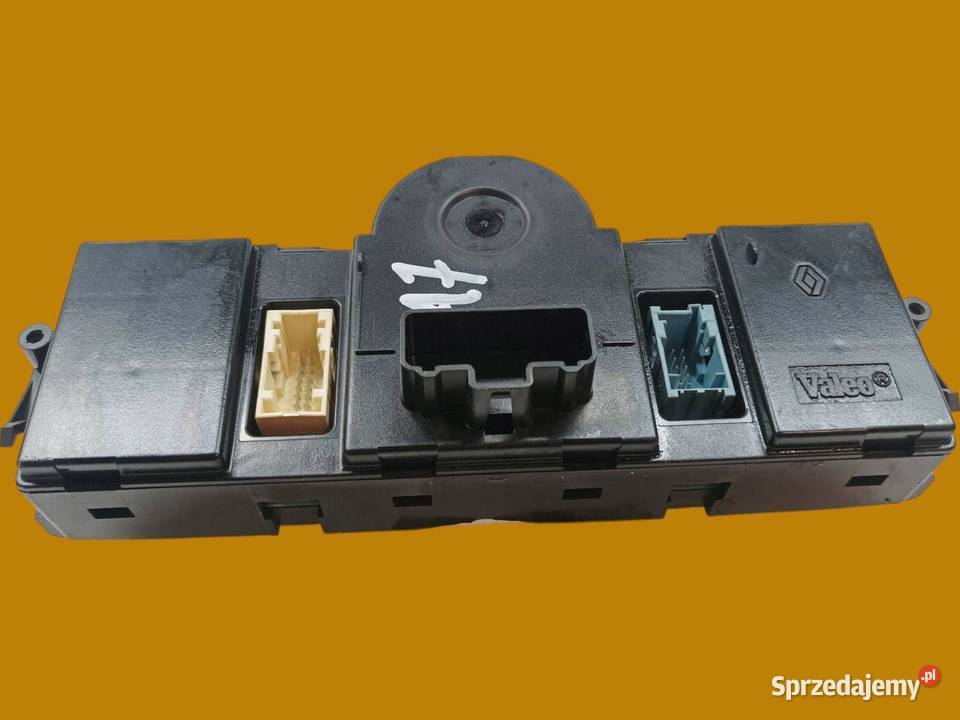PANEL NAWIEWU 8200344842 Renault Scenic II świętokrzyskie