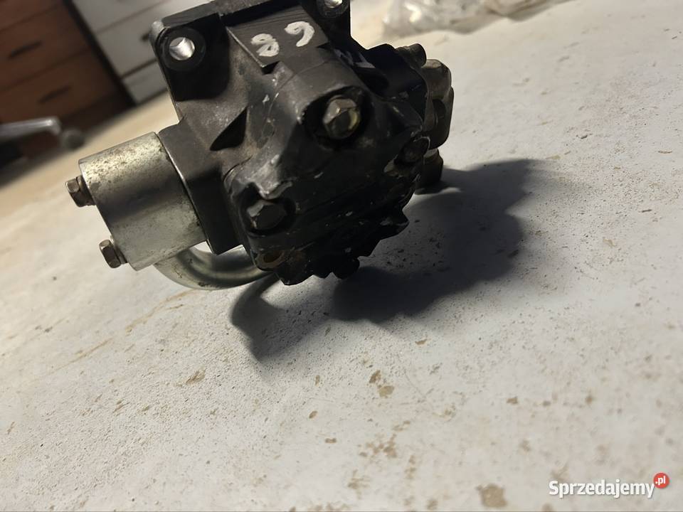 Pompa hydrauliczna do silnika Yanmar 3TNV 68 Gromnik sprzedam