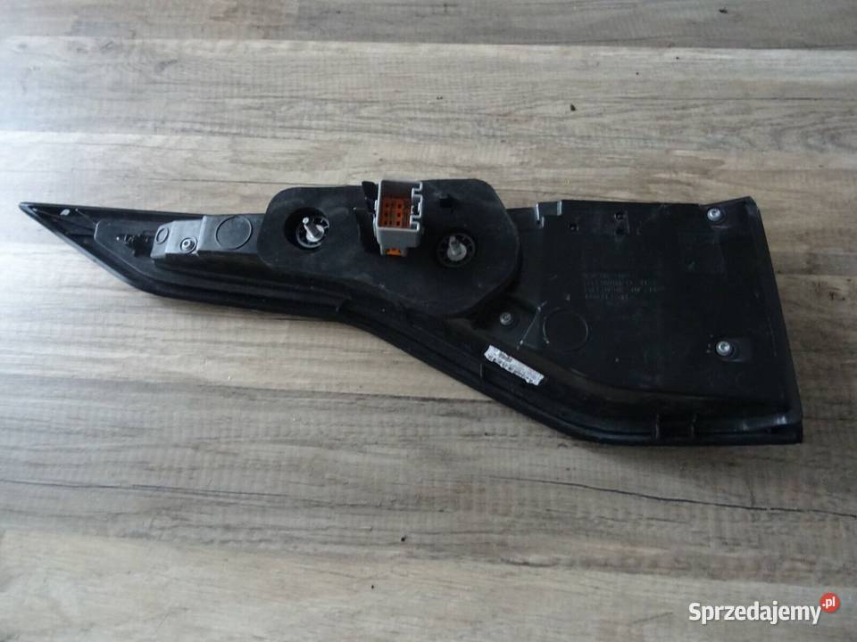 Lampa tylna prawa LAND ROVER DISVERYCO 5 Oświetlenie Świerzawa