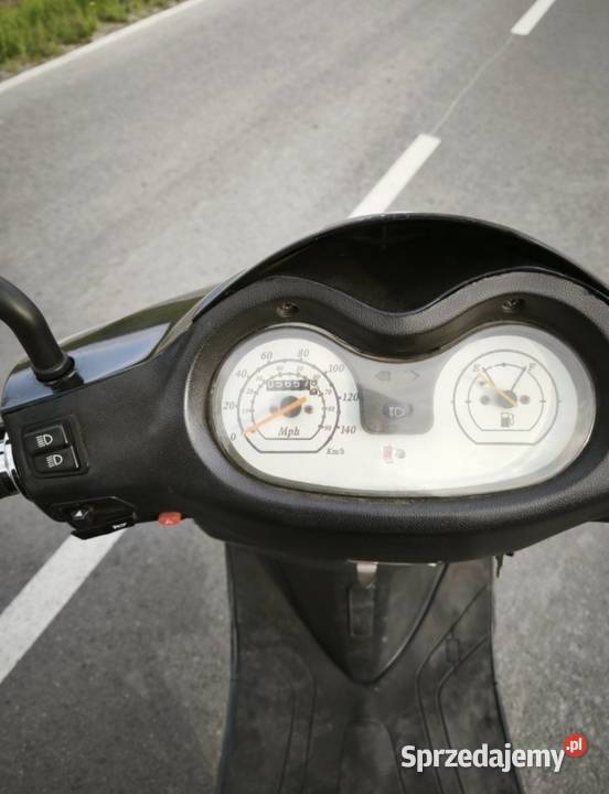 Skuter 125cc możliwość zamiany czterosuwowy Motoryzacja