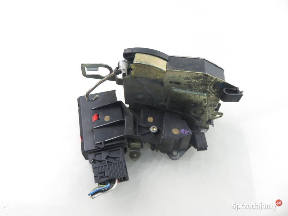 ZAMEK LEWY PRZEDNI BMW 3 Touring E36