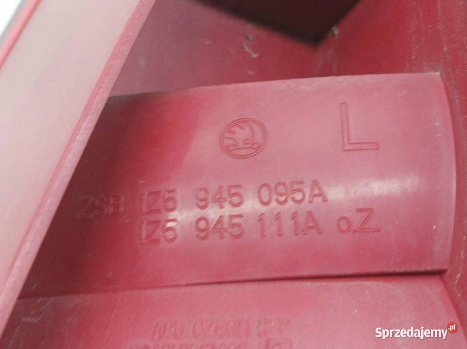 LAMPA TYŁ LEWA EU HB Skoda Octavia II 20042013