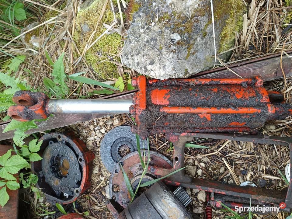 Siłownik hydrauliczny MTZ 82 52 belarus świętokrzyskie