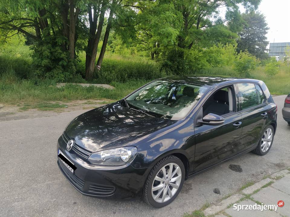 Golf 6 20TDI czarny alu klima hak Rok produkcji 2008 sprzedam