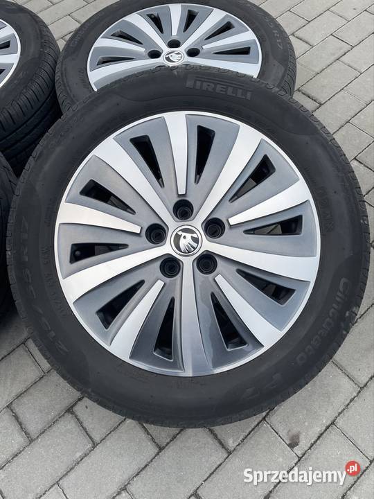Felgi aluminiowe skoda R17 z oponami pirelli Koła Czarna Wieś