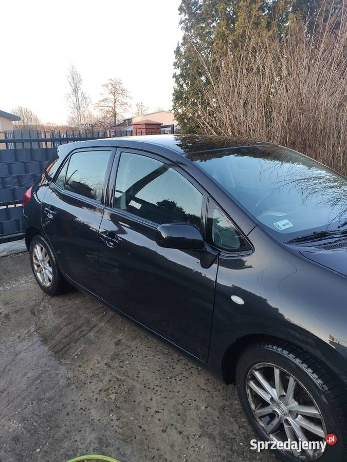 Toyota Auris I 13 bezproblemowa fura tankujesz Uwieliny