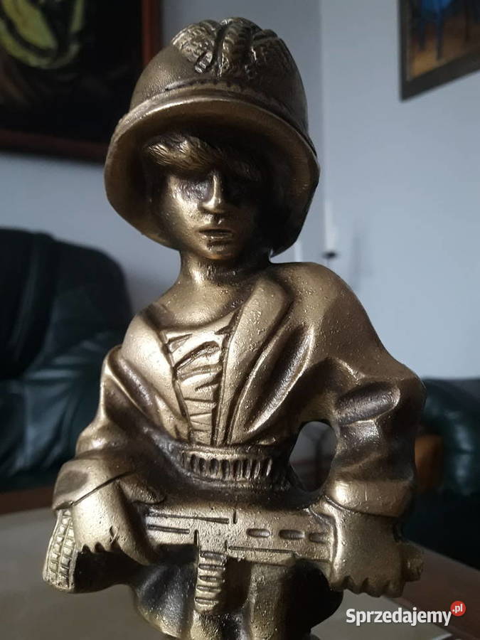 Figura z mosiądzu Małego Powstańca 225 Janów Lubelski