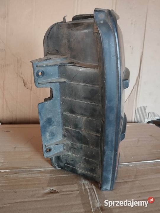 Mitsubishi Pajero 2 lampa tył prawa światło łódzkie