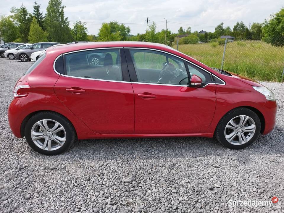 Peugeot 208 12 vvti 82 stan niski przebieg elektrochrom. lusterko wst. 208 Częstochowa sprzedam