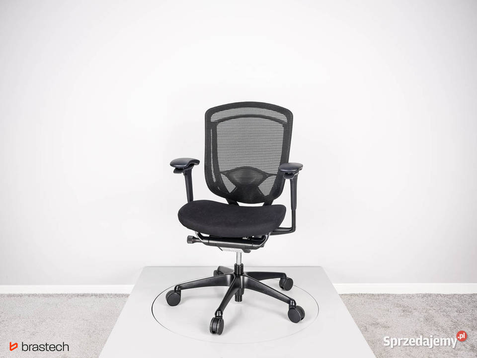 Fotel ergonomiczny Nuova Contessa Teknion Sątoczno