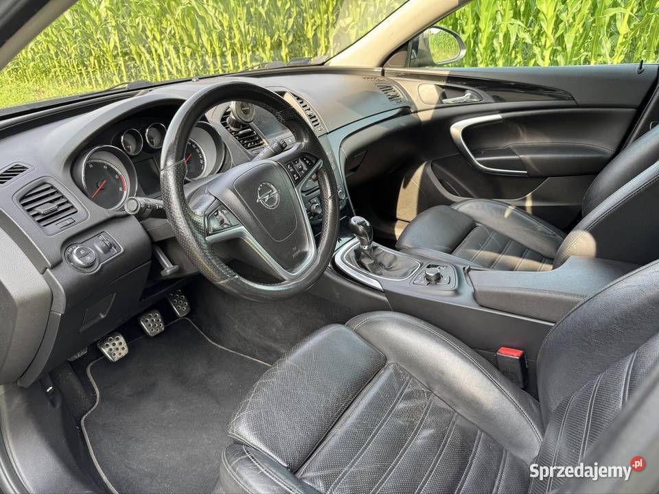 Opel Insignia Sports Tourer 20 CDTI Modlnica