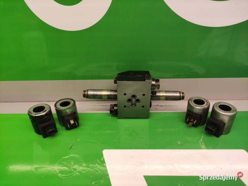 Rewers Skrzynia biegów 604258 Manitou MLT 635 Wilkowo sprzedam