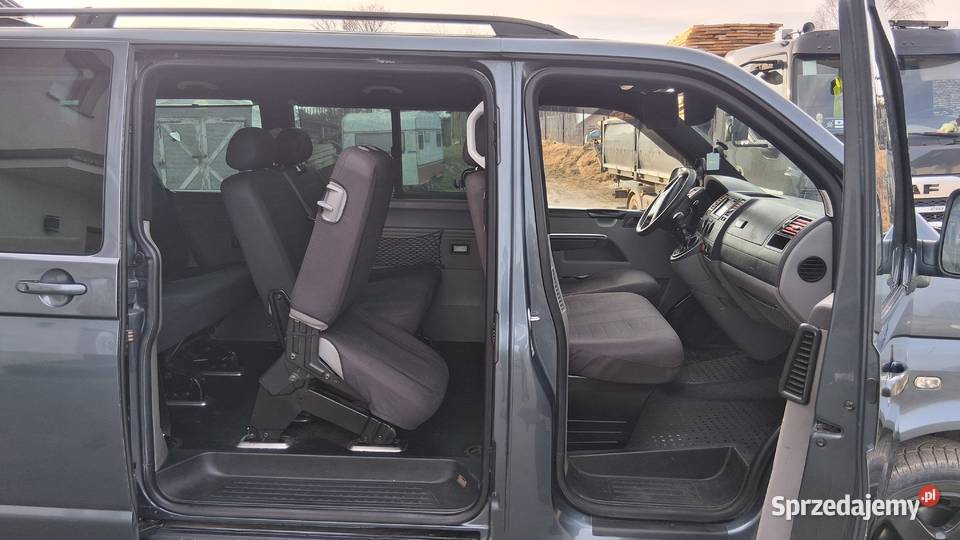 Volkswagen T5 9osobowy Caravelle Gdańsk