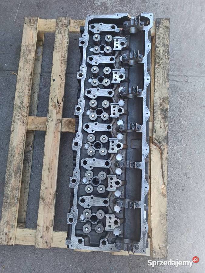 Głowica cylindrów MAN TGX D2676LF Euro 6 osobowe Warszawa