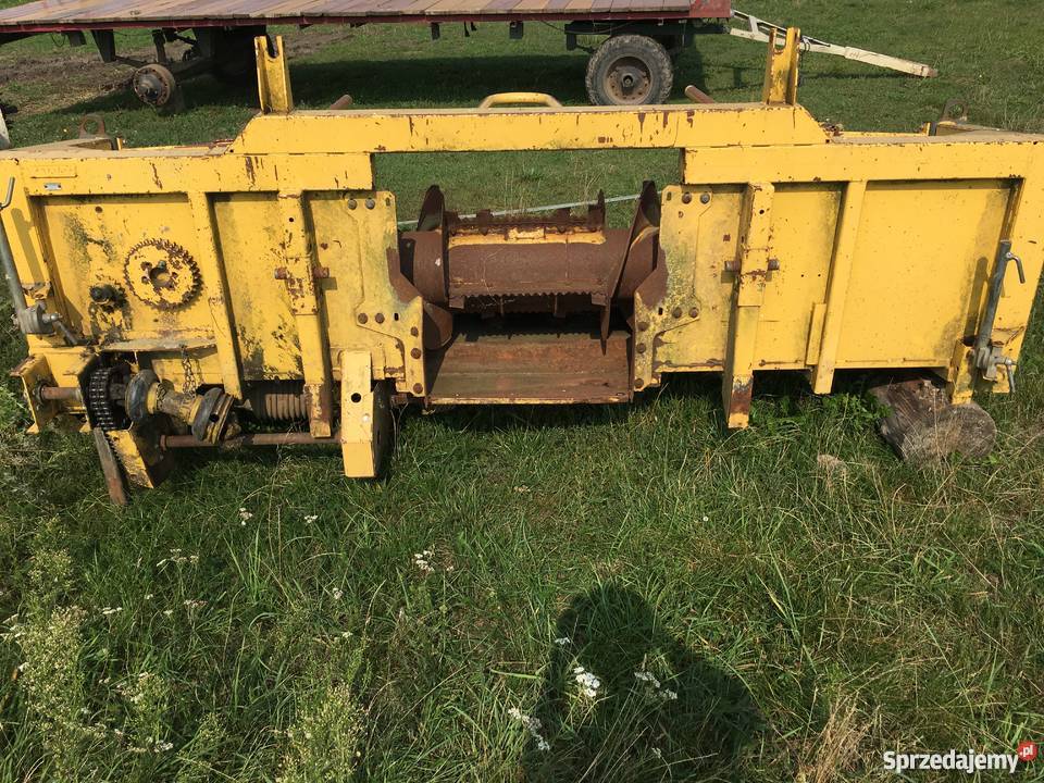 Przystawka do kukurydzy holland Maszyny zielonkowe łódzkie Kurowice Kościelne