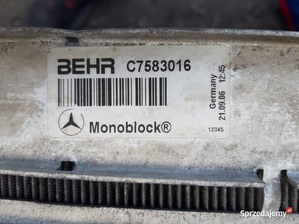 MERCEDES W169 W245 CHŁODNICA CIECZY WODY Trzciel