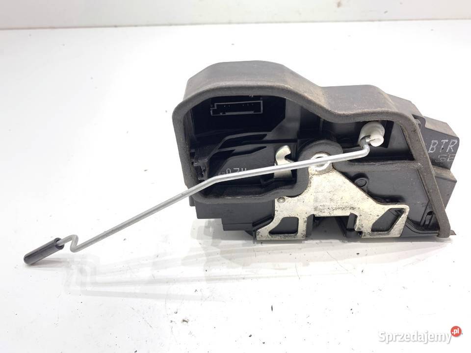 ZAMEK DRZWI PRAWY PRZÓD BMW E61 Kombi 7167074 osobowe sprzedam
