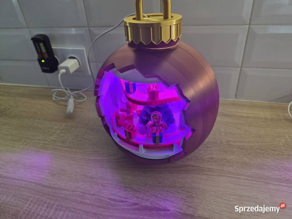 Piękna ogromna bombka Led RGB Boże Narodzenie wielkopolskie Gorzuchowo