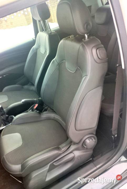 Opel Adam Polski salon przebieg 100 14 Zarejestrowany w Polsce Adam sprzedam