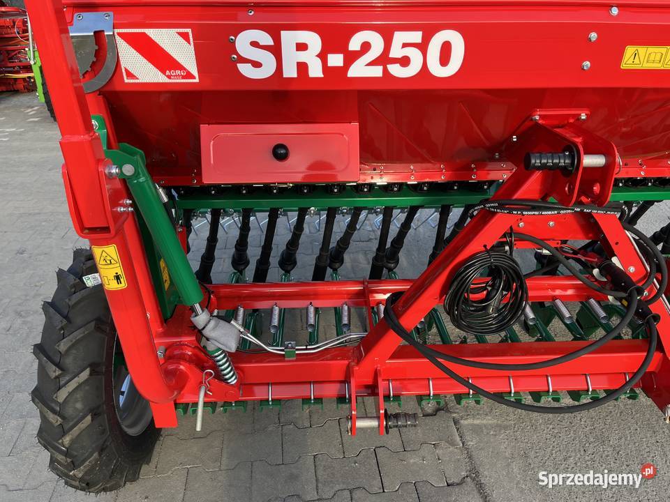 Siewnik zbożowy Agromasz 27m Agromasz Bomet Szczerców