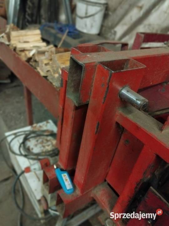 Maszyna do produkcji rozpałki drzewnej BGU opolskie Strzelce Opolskie