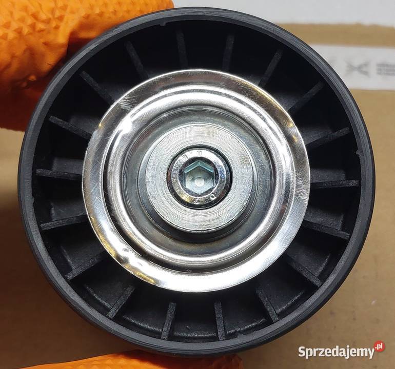 ROLKA PROWADZĄCA 70X8X28 BMW E31 E32 E34 E38 E39 Mielęcin