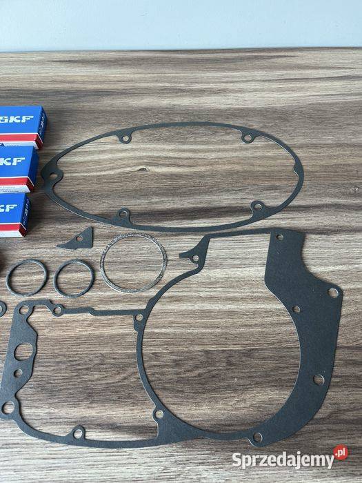 NOWY KOMPLET ŁOŻYSKA SKF USZCZELNIACZE USZCZELKI Uszczelki silnika i osprzętu Bielsko-Biała